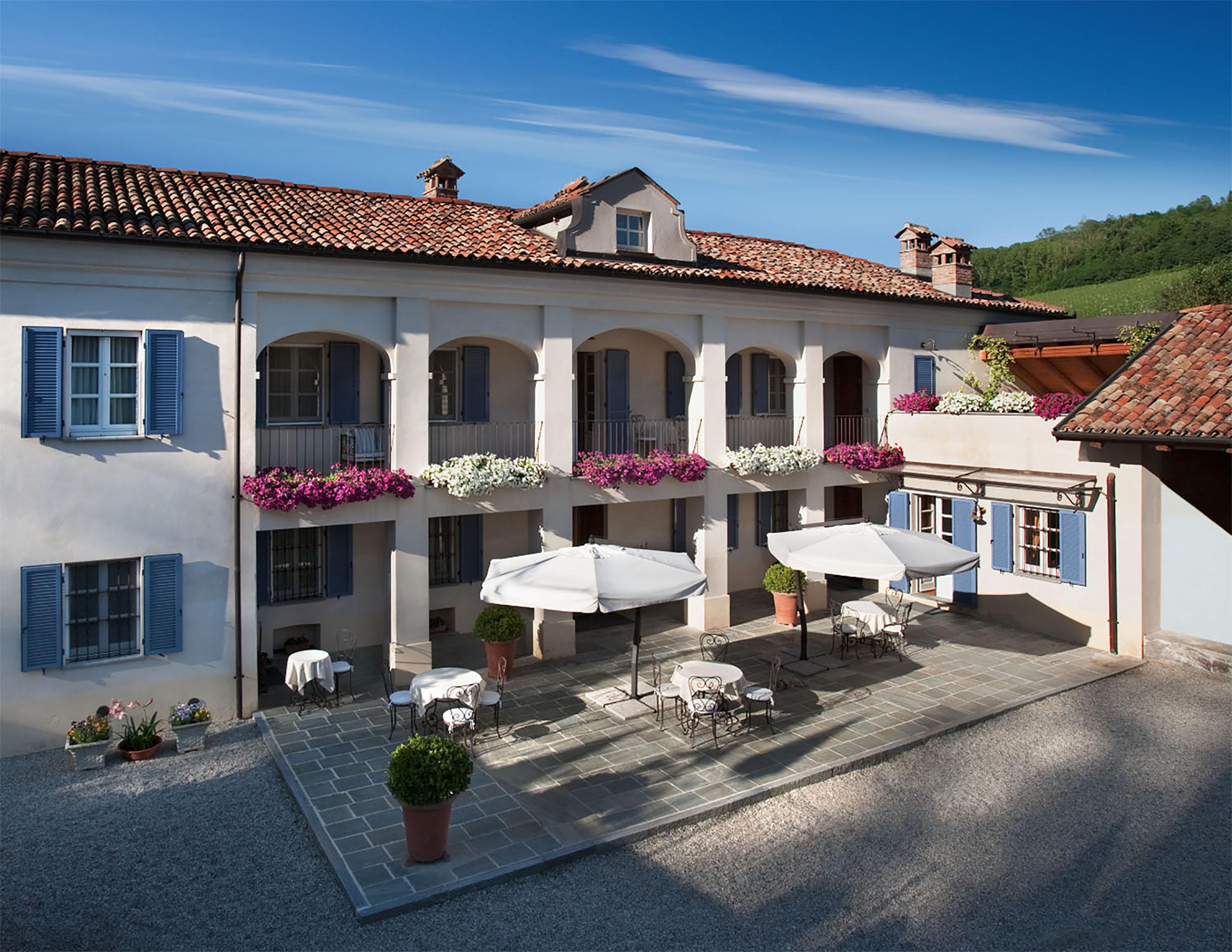 Marcarini Agriturismo Neviglie Zewnętrze zdjęcie